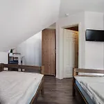 Haus Segelboot Hirtenweg 3c