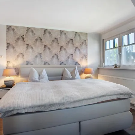 Holiday home Haus Segelboot Hirtenweg 3c